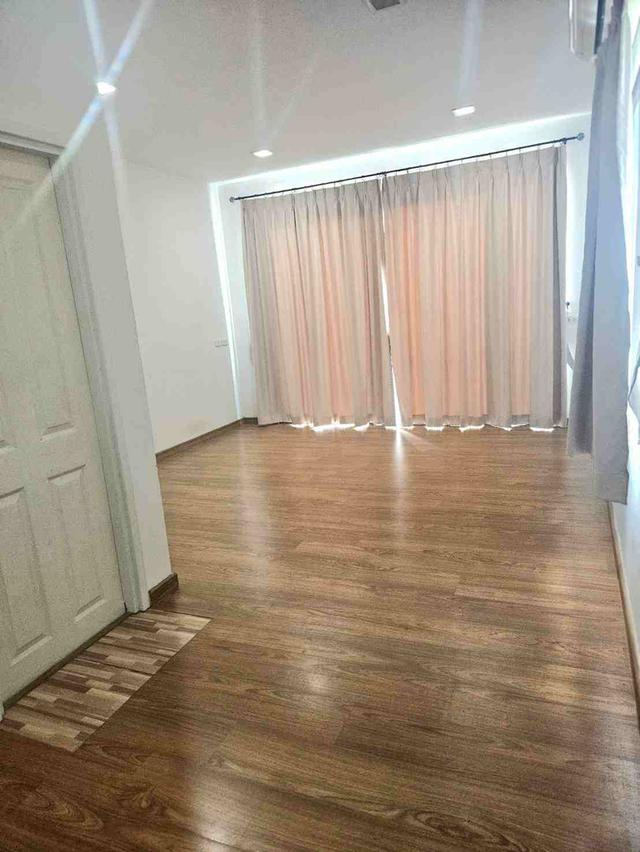 B1034 ให้เช่าบ้านเดี่ยว 3ชั้น หมู่บ้านโกลเด้น เพรสทีจ วัชรพล ถนนสุขาภิบาล5 7