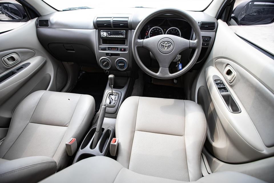 Toyota Avanza 1.5E ปี 2011 เกียร์ Auto 7 ที่นั่ง สีดำ สภาพดี 15