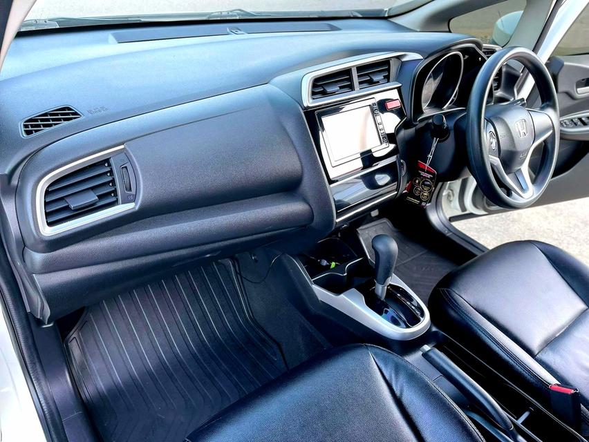 Honda Jazz Vtec ​1.5 AT ปี60 (2017) 8
