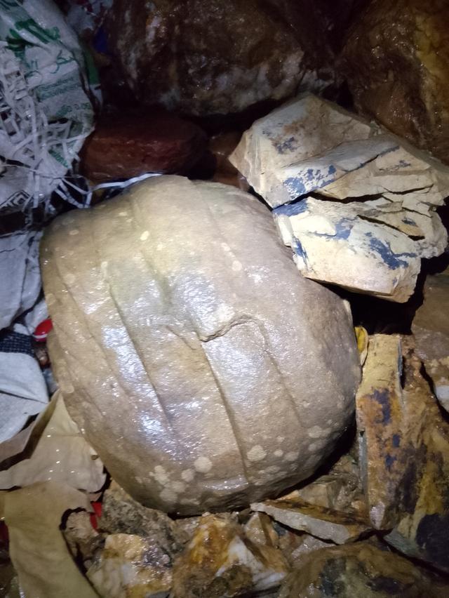 หินแร่ทองคำ หินควอตซ์ หินทองคำดิบ รูปที่ 6