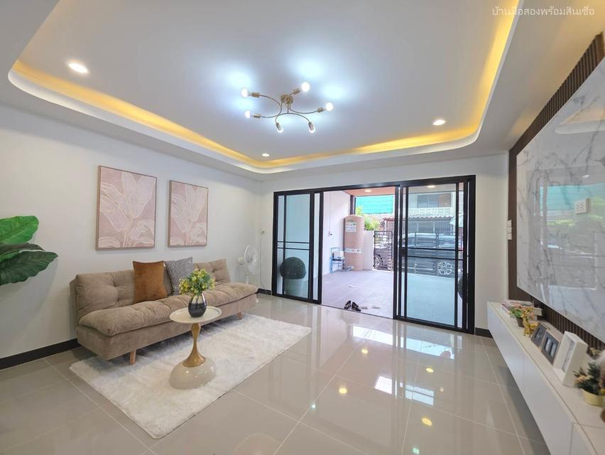 หมู่บ้านธีรวรรณ 2 ถนนพระยาสุเรนทร์ 2 6