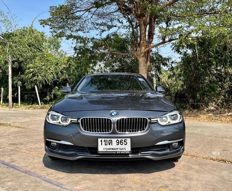 รหัสรถ AP965 🏎Bmw 320d f30 Luxury ปี 18 ดีเซล 3