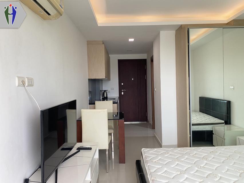 คอนโดลากูน่า3 จอมเทียน ให้เช่า 8000 บาท รับเฉพาะคนไทย • ขนาด 23 ตารางเมตร สตูดิโอ, 1 ห้องน้ำ • ทีวี, เครื่องปรับอากาศ, ตู้เย็น • ค่าไฟหน่วย 10 บาท • 6