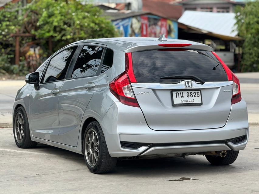 HONDA NEW JAZZ GK 1.5 S Y2018 สีเทาออโต้