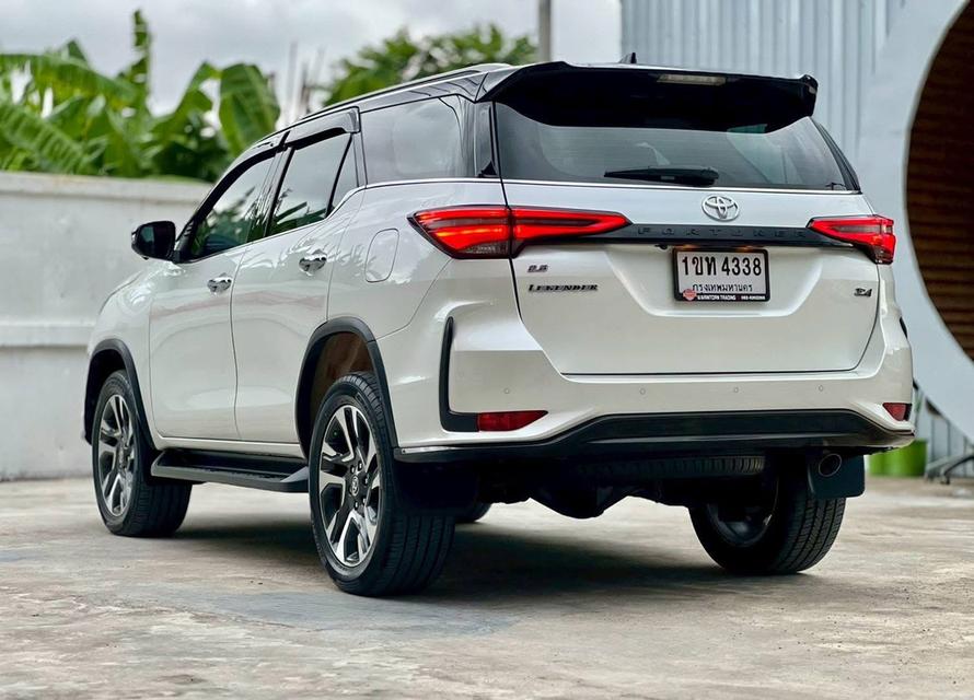 Toyota Fortuner2.8 Legender 4wd ปี20 6