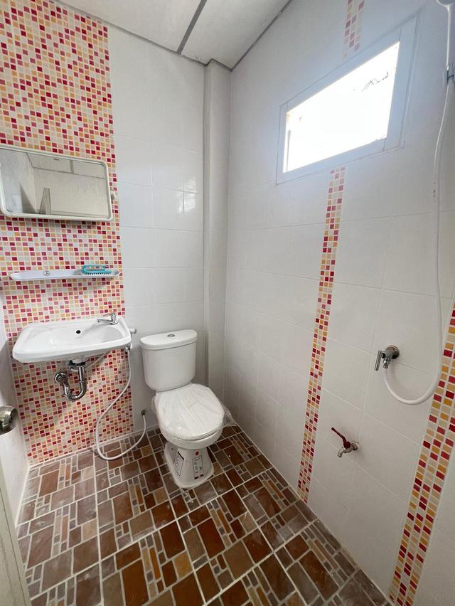 ทาวน์โฮม 3ชั้น หมู่บ้านเพชรทวี พุทธมณฑล สาย5 12