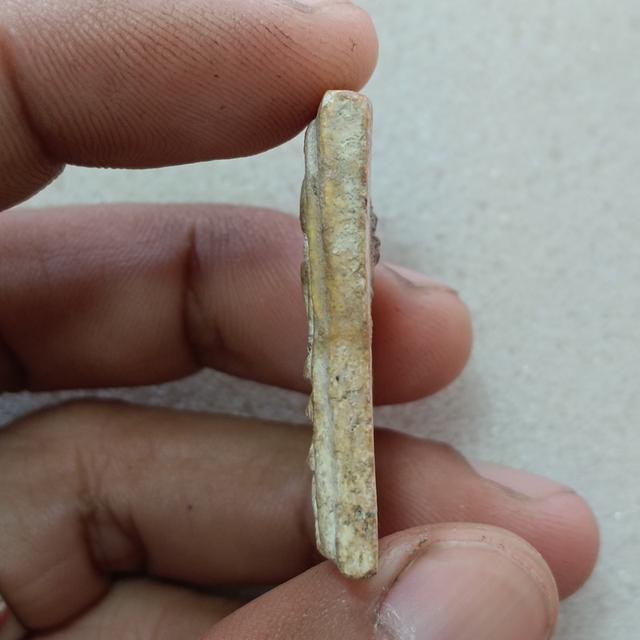 พระสมเด็จ พิมพ์เส้นด้าย