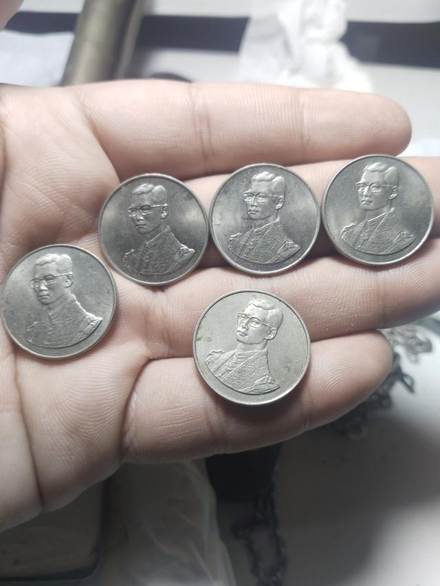 เหรียญในหลวงร.9......