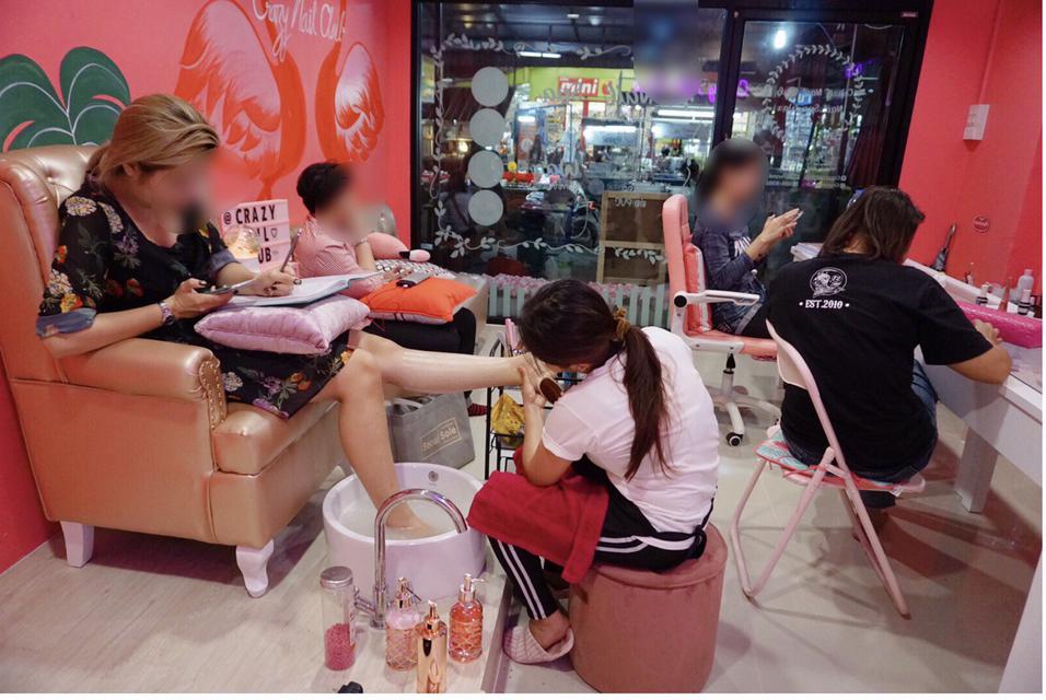 เซ้งร้านทำเล็บ ทำเลดี 1