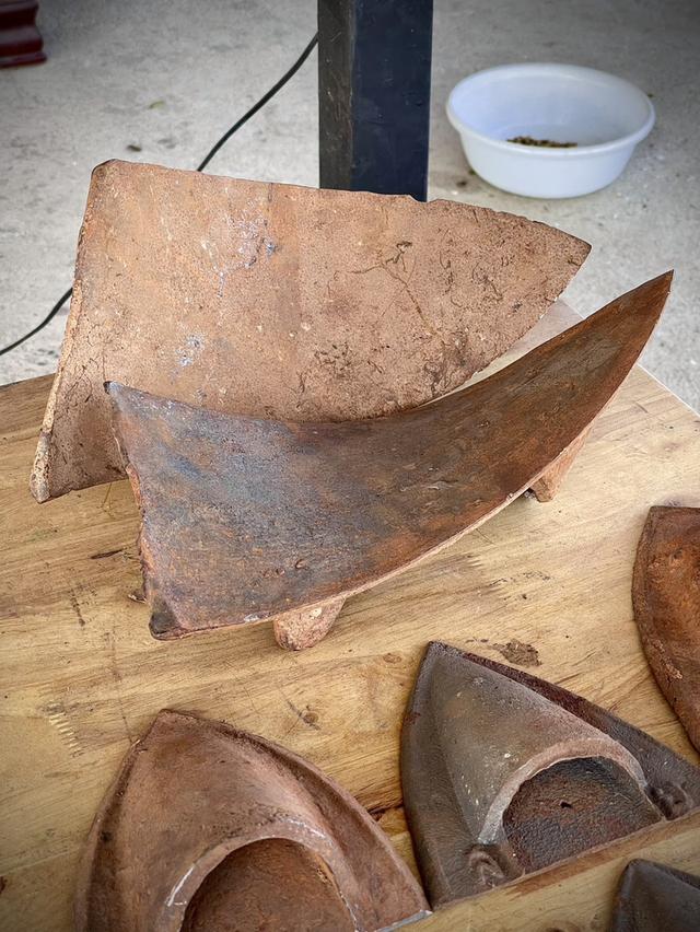 ผานไถนา ผานเหล็กคันไถนา ผานคันไถ ผานโบราณ ผาลไถนา 4