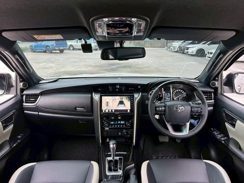 Toyota Fortuner2.8 Legender 4wd ปี20 11