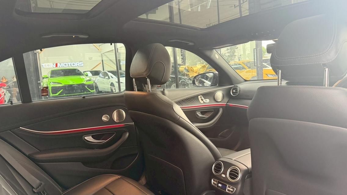 รหัสรถ KPV53 2021 BENZ E300e 2.0 AMG DYNAMIC FACELIFT รูปที่ 7