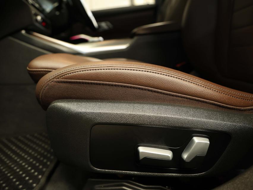 2023 BMW 330Li 2.0 G28 (ปี 21-26) M Sport Sedan AT B2788 รูปที่ 18