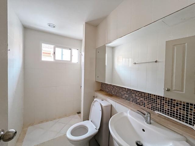 PP461 ขายบ้านเดี่ยว 2 ชั้น โครงการ เดอะ เซนโทร รามอินทรา โซนรามอินทรา  โครงการคุณภาพจาก AP เพียง 4.99 ล้านบาท ใกล้แฟชั่นไอส์แลนด์ เดอะพรอมานาด 11