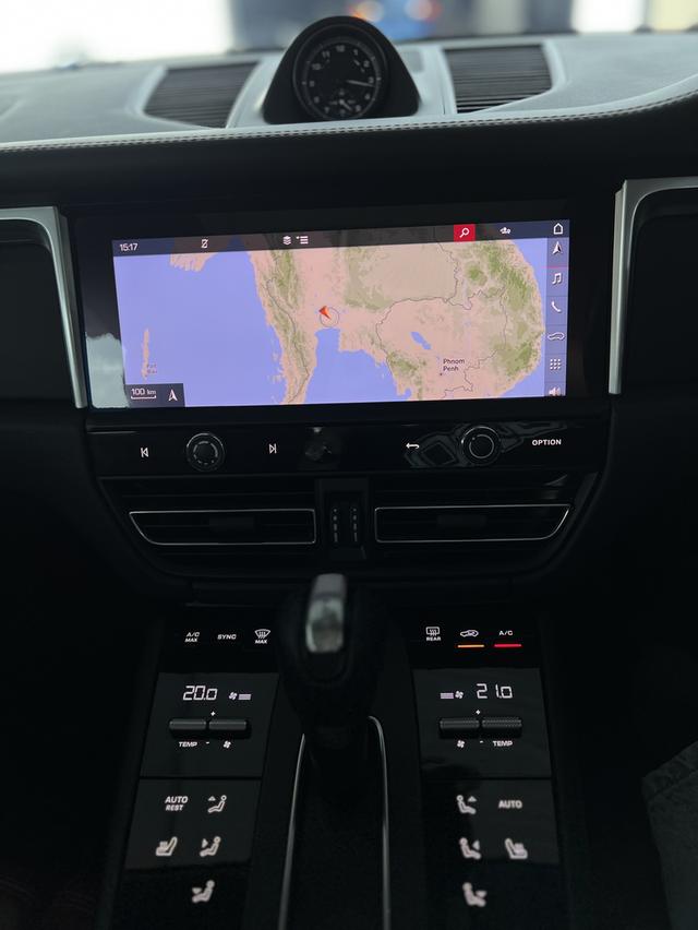 Porsche Macan 2.0 4wd 10