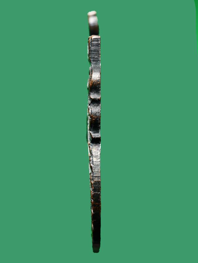 เหรียญเสมาหลวงพ่อเงิน วัดดอนยายหอม รุ่นแรก พ.ศ.2493...สวยเดิมๆ 3