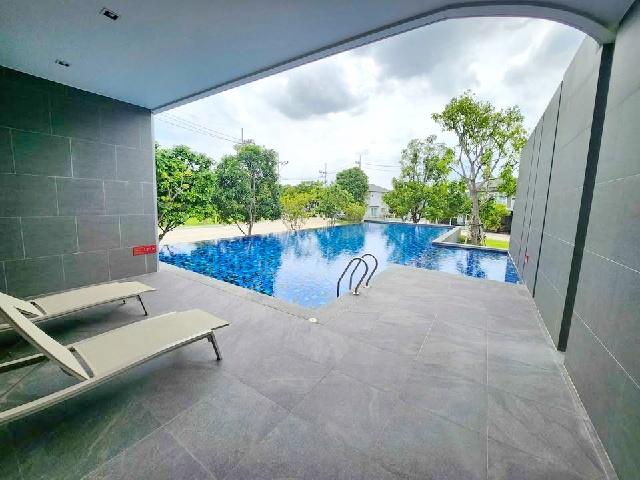 โรบินสัน ฉะเชิงเทรา 800 ม.ให้เช่าทาวน์เฮาส์ใหม่ สวย 2 ชั้น 18 ตร.วา.144 ตร.ม.ติดถนนใหญ่ ม.ราชภัฏราชนครินทร์ 2.8 กม. 2 นอ