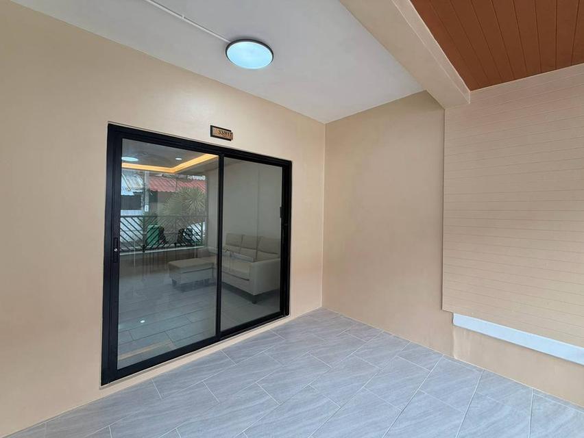 💬🔥 ราคานี้... ฟรีจอง ฟรีดาวน์ ฟรีโอน แถมเฟอร์นิเจอร์ ใครสนใจรีบทักก่อนใครเลย! 🏡 หมู่บ้านพฤกษา 3  ซอยวัดลาดปลาดุก 4