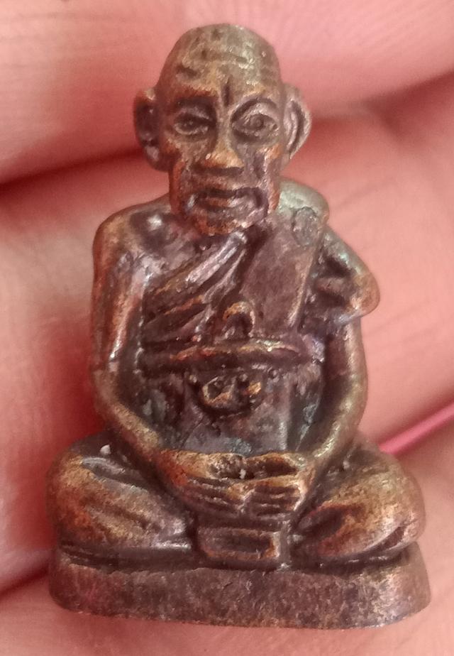 หลวงปู่สุขวัดโพธิ์ทรายทอง