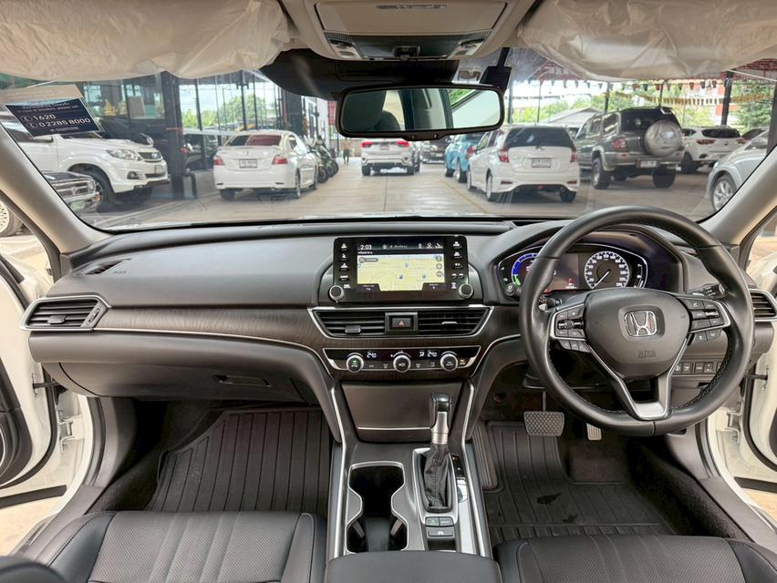 HONDA ACCORD 2.0 HYBRID TECH ปี2020 รถบ้านแท้ ออพชั่นเต็มคัน พร้อมใช้ 18
