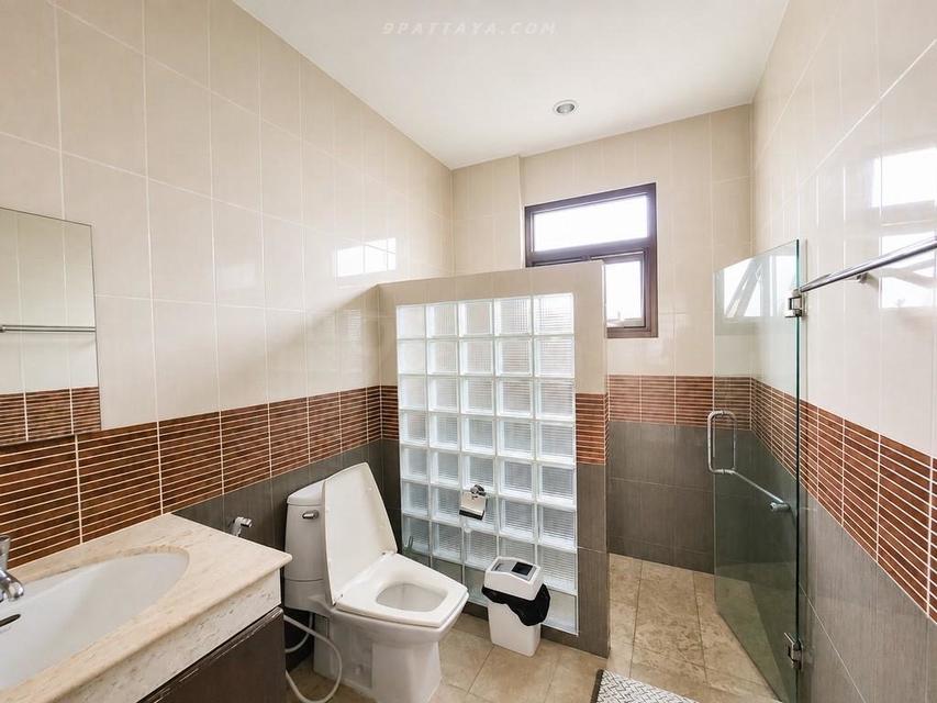 For Sale — Pool Villa at Grand Garden Village, Bang SarayPool villa for sale at Grand Garden Village, Bang Saray.Spacious land plot with swimming pool 8