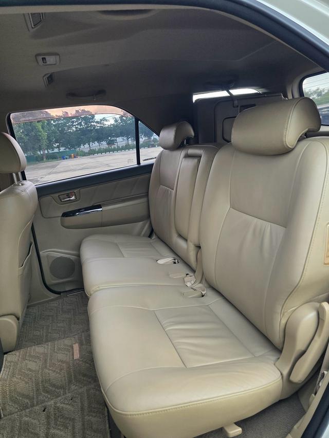 Toyota Fortuner 3.0 V VSC สีขาว ปี 2013 ไมล์ 140,000 กม. รูปที่ 14