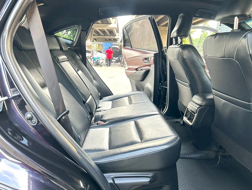 ขายรถ Toyota Harrier 2.5L Hybrid ปี 2015 สีม่วง เกียร์ออโต้ 10