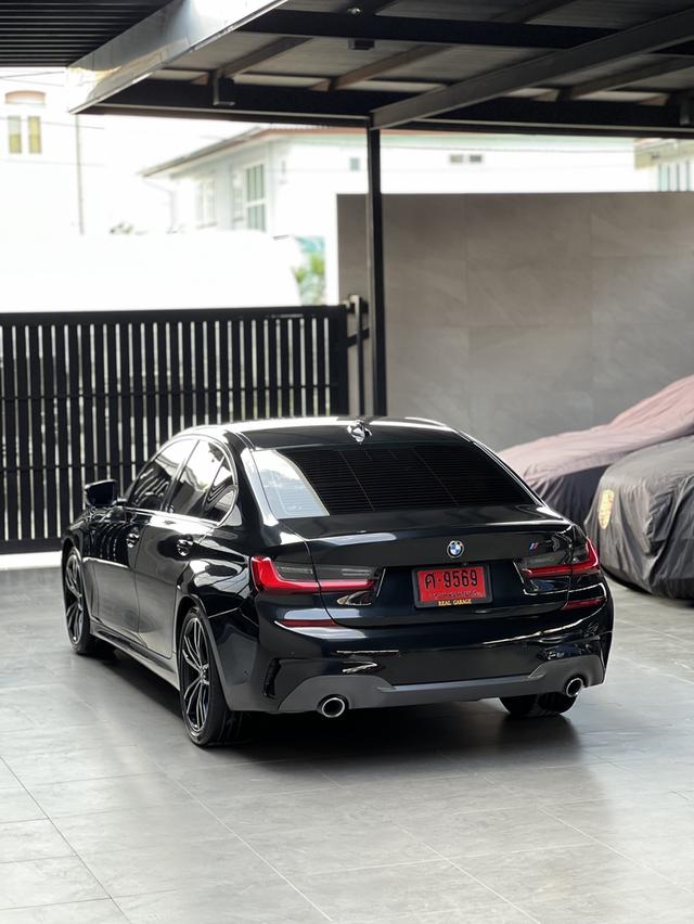 BMW 320d M Sport 13