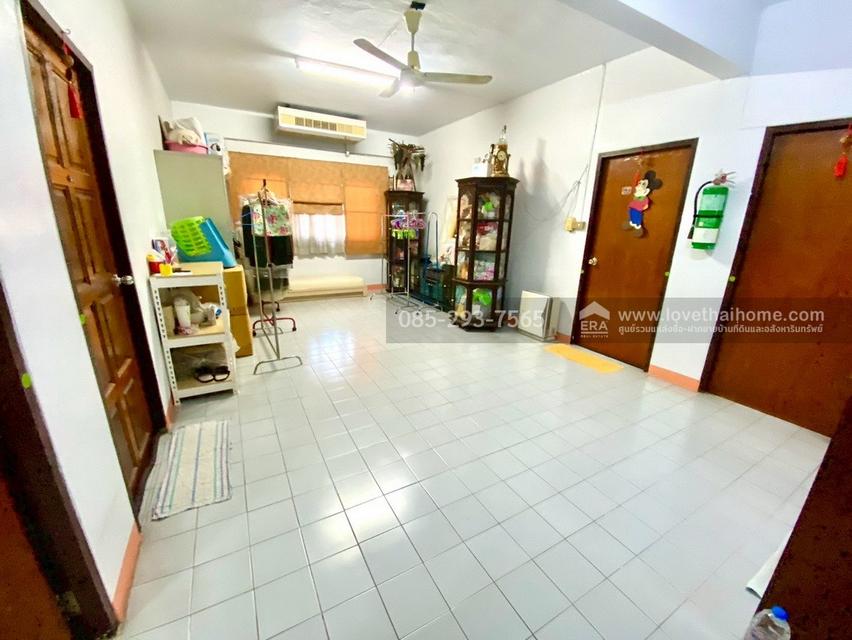 ขายบ้านเดี่ยว 2 ชั้น ซอยนวมินทร์42 พื้นที่ 95 ตารางวา ขาย 16.5 ล้านบาท ทำเลดีมาก ถนนเมน เข้าซอยเพียง 100 เมตร ใกล้เดอะมอลล์บางกะปิ 6