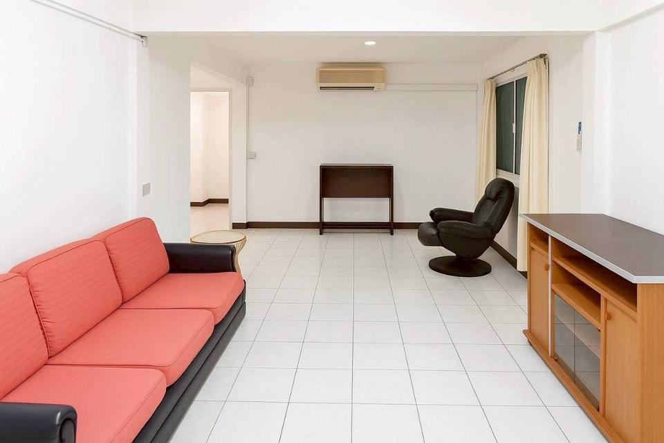 ขายบ้านเดี่ยวสัมมากร 58 ตรว. อยู่เอง 1 โซน อีกโซนปล่อยเช่าได้ 12,500 บต่อเดือน ใกล้ MRT รามคำแหง 5