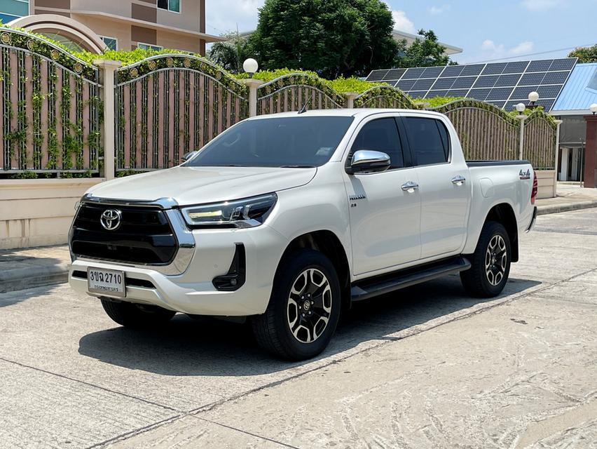 TOYOTA HILUX REVO DOUBLE CAB 2.8 HIGH 4WD ปี 2022 AUTO 4X4 สภาพนางฟ้า