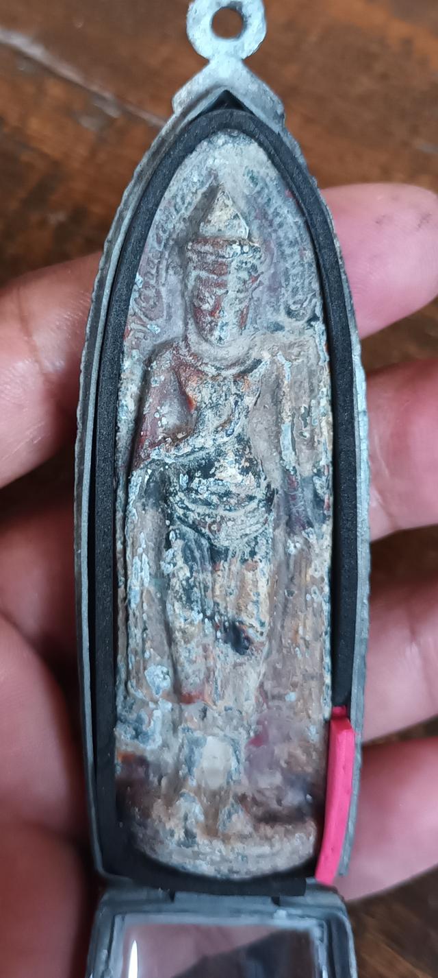 พระร่วงหลังรางปืนเนื้อตะกั่วสนิมแดง ศรีสัชนาลัย สุโขทัย
