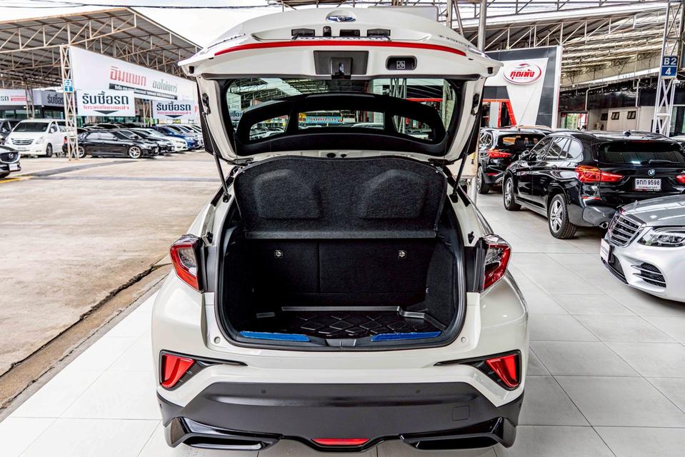 รหัสรถ NP9938 TOYOTA C-HR 1.8HV HI 2019 7