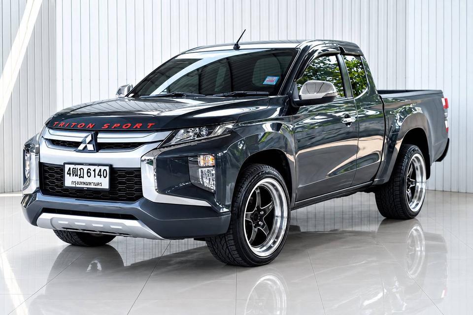 MITSUBISHI TRITON 2.5 GLX ปี 2022