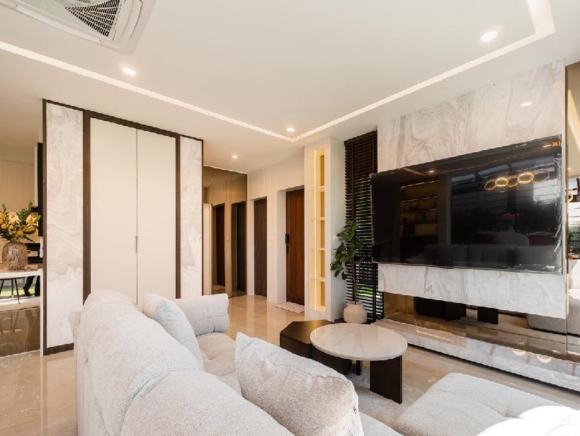 ให้เช่า หรือ ขาย บ้านเดี่ยว / บ้านแฝด 3 ชั้น / บ้านสวยมาก / โครงการ บ้านกลางเมือง ดิ อิดิชั่น ศรีนครินทร์-สวนหลวง 3