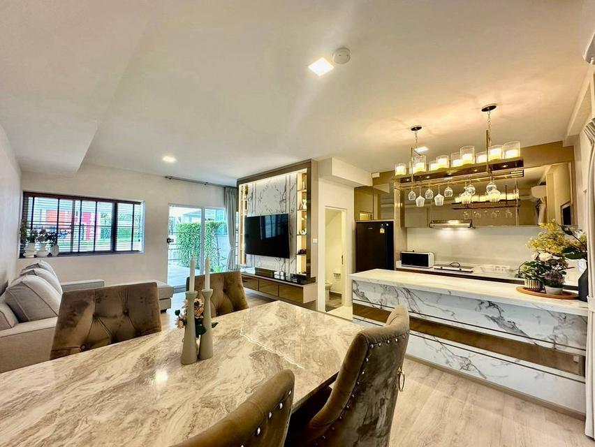  ให้เช่า อินดี้2 บางนา–รามคำแหง2 ทาวน์โฮม 2 ชั้น แปลงกลาง หน้าสวน เฟอร์นิเจอร์ครบ พร้อมอยู่ ใกล้เมกาบางนา และม.รามคำแหง2 5