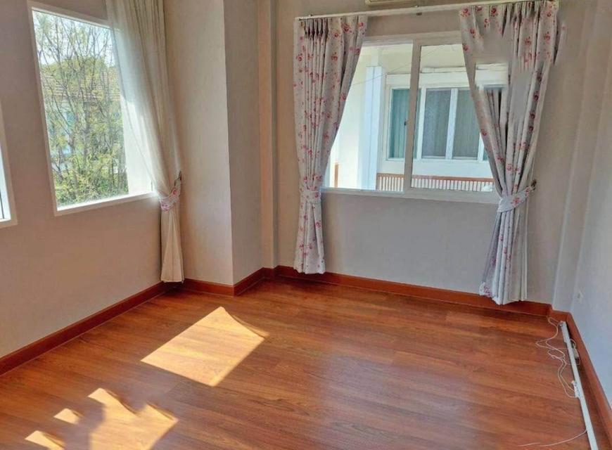 ขายบ้านเดี่ยว 2 ชั้น หมู่บ้านเดอะเซนโทรวงแหวน-อ่อนนุชลาดกระบัง พร้อมเข้าอยู่ ทำเลดี เดินทางสะดวก ใกล้โรบินสัน ลาดกระบัง 10