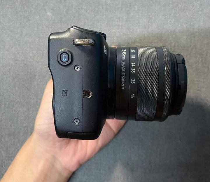 Canon EOS M10 4