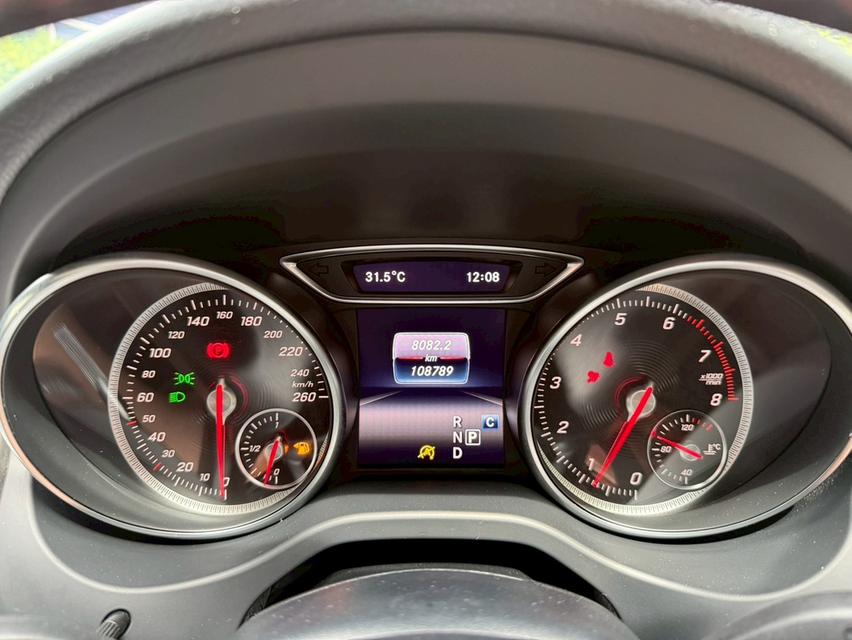 Benz GLA250 Amg 2019 Facelift ไมล์วิ่ง 108,000 km. เข้าศูนย์ทุกระยะ รถสวย จัดไฟแนนซ์ได้เต็ม 16