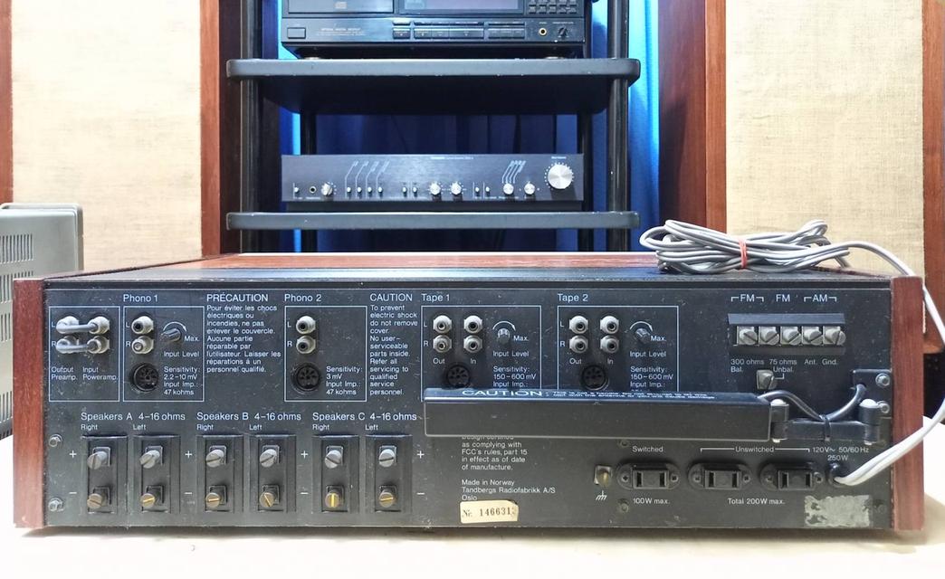 ขายรุ่นใหญ่สุดๆ Monster Stereo FM/AM Receiver / Amplifier TANDBERG TR-2080 รูปที่ 8
