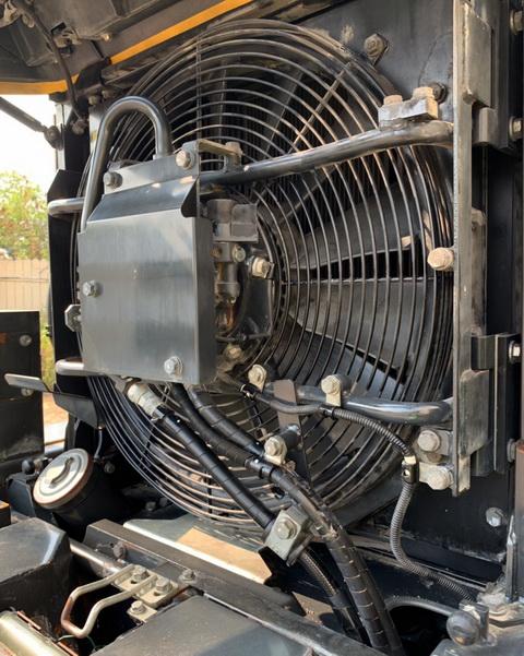 WR12-6 (WA100-6) แขนยกสูงพิเศษ ตัก 1.28 คิว ยกสูง 3.90 ม. เครื่องยนต์ 4 สูบเทอร์โบ 99.4 แรงม้า  15