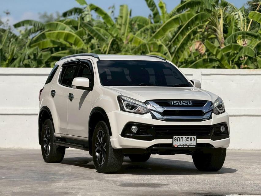 ปี 2019 ISUZU MU-X, 1.9  THE ONYX โฉม ปี13-20 สีขาว เกียร์ออโต้ ประวัติดี เข้าศูนย์ตลอด มือเดียวป้ายแดง รูปที่ 5