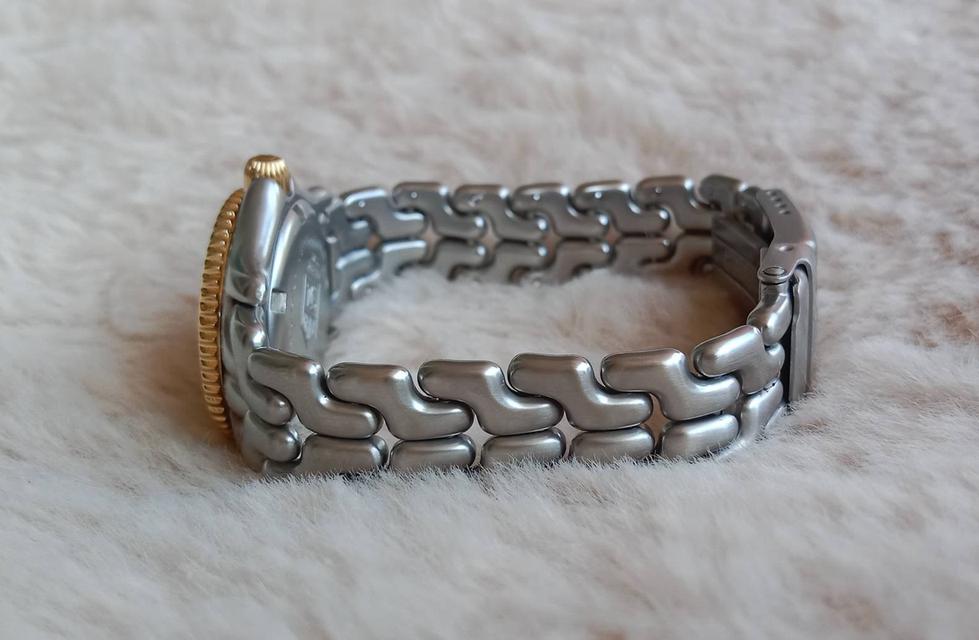 20.TAG HEUER ระบบ Quartz Lady size หน้าปัด 32 mm พร้อมกล่องแท้ 2