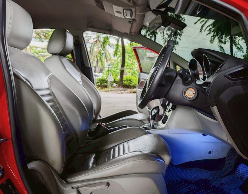 Ford FIESTA 1.0 EcoBoost Titanium ปี 2015  6