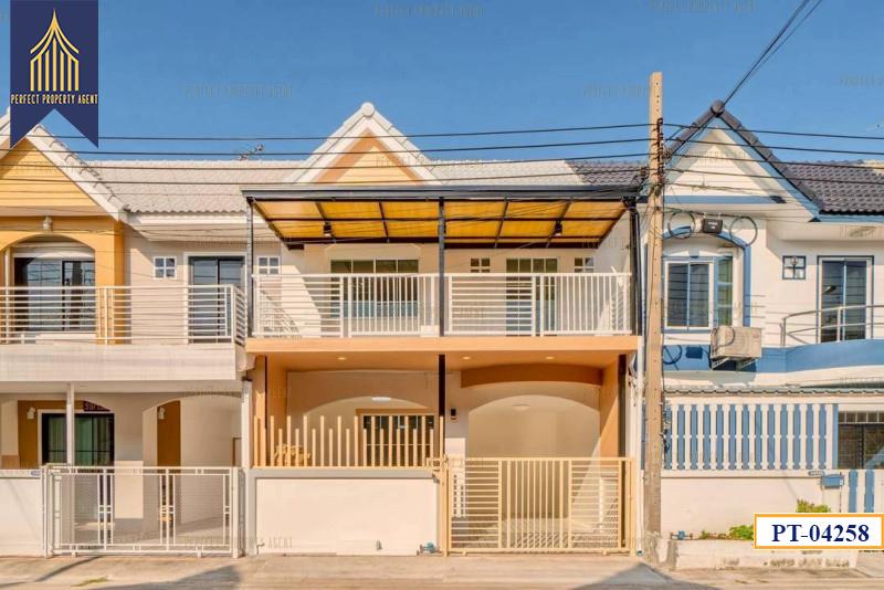 ขาย ทาวน์เฮ้าส์ สุชา บางบัวทอง ตกแต่งใหม่ มีเทอเรซ พร้อมอยู่ ฟรีโอน 1