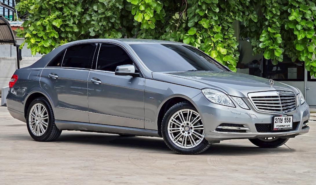 BENZ  E200 CGI 1.8 W212 3