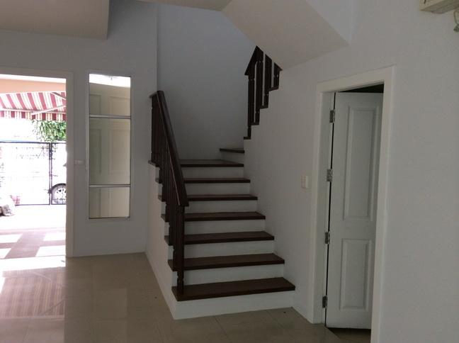 ให้เช่า บ้านกลางเมือง มอนติคาโล รัชวิภา 4