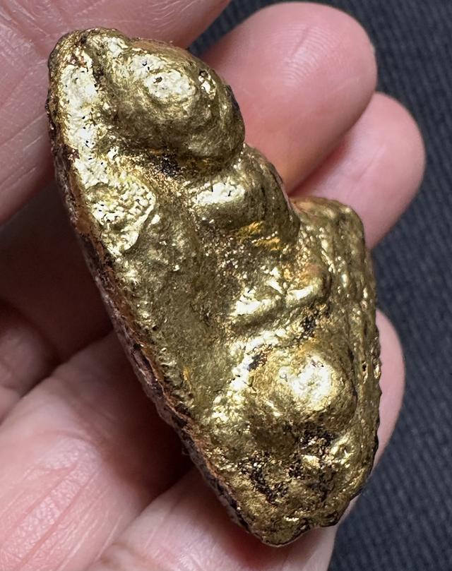 หลวงพ่อโต ไม่ทราบกรุ พระปิดทองเดิม รูปที่ 5