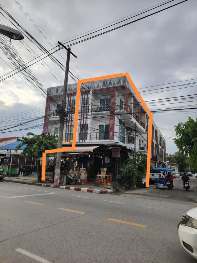 ขายอาคารพานิชย์​สามชั้นในเมืองร้อยเอ็ด 1