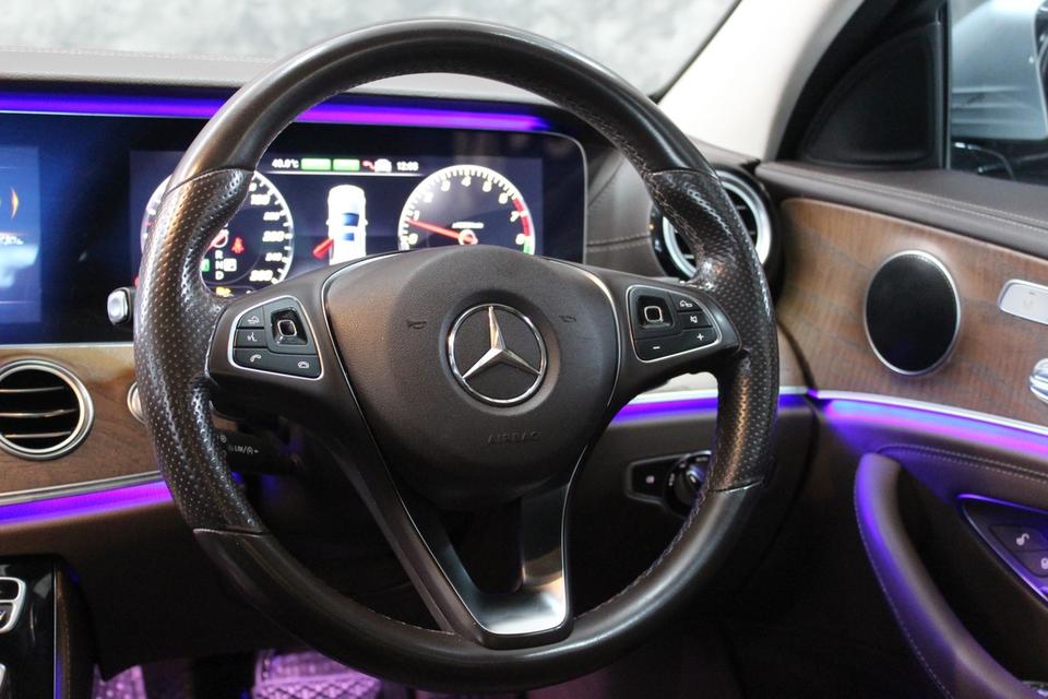 รหัสรถ JRS2097 Mercedes Benz E350e 2.0 2017 Exclusive 13
